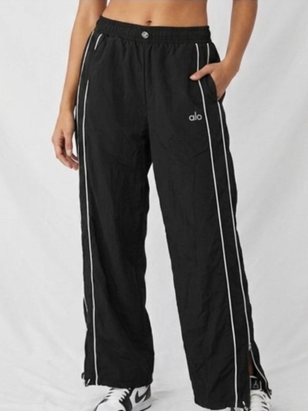 Alo Yoga Wide Leg Track Pants Black White Piping High Rise Relaxed Fit limited
